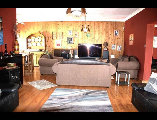 4 BEDROOM HOUSE FOR SALE IN ELSPARK